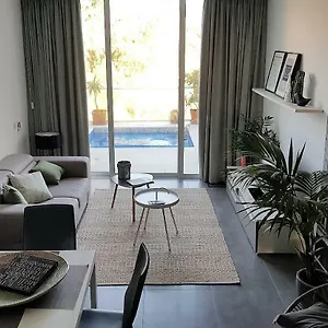 Duplex Maisonette With Heated P-pool And Jacuzzi , San Ġiljan Malta